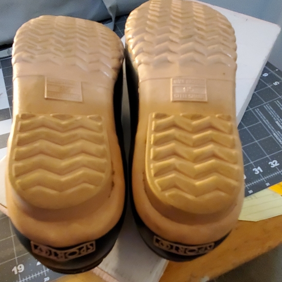 Slip on - Picture 6 of 8